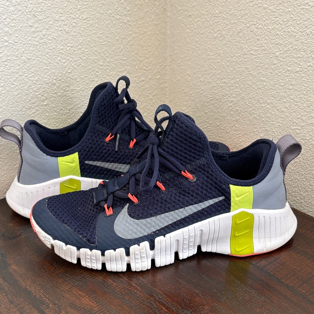 Men’s Nike Metcon Shoes size (9)